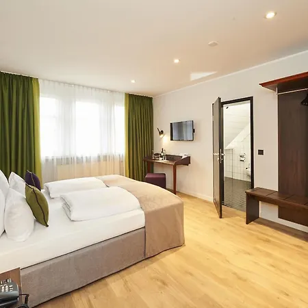 Отель Hauser Boutique 3*