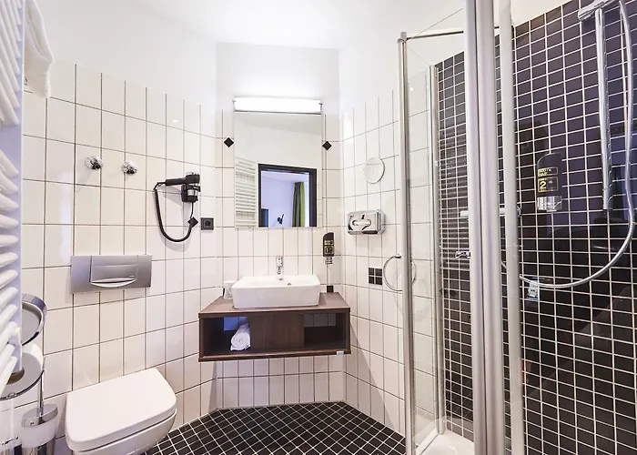 Hauser Boutique נירנברג